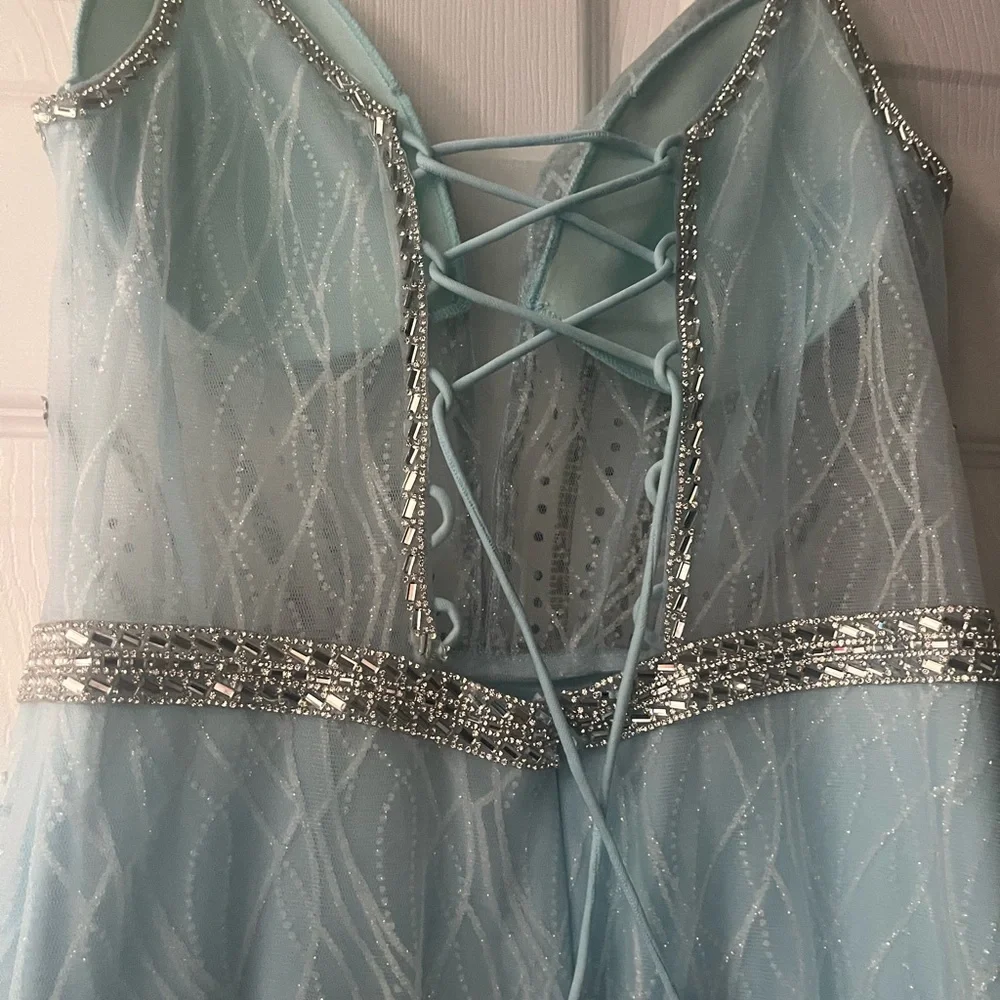 Bring the magic and beauty to prom in this b darling long fitted prom dress. - Picture 5 of 8